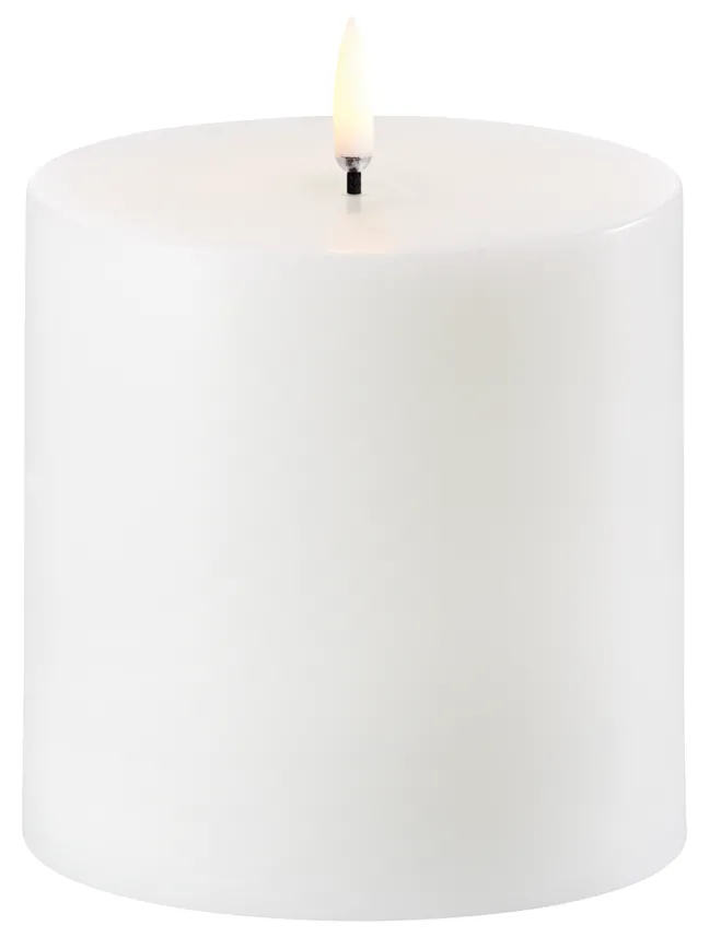 UYUNI LED Kerze Smooth 10,1x10 cm Nordic White