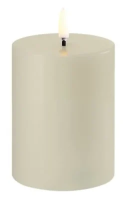 UYUNI LED Kerze Smooth 7,8x10 cm Oyster Grey