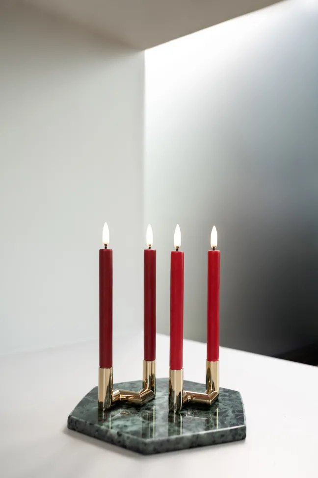 UYUNI Matrix Kerzenständer für 2 Mini Stabkerzen Warm brass