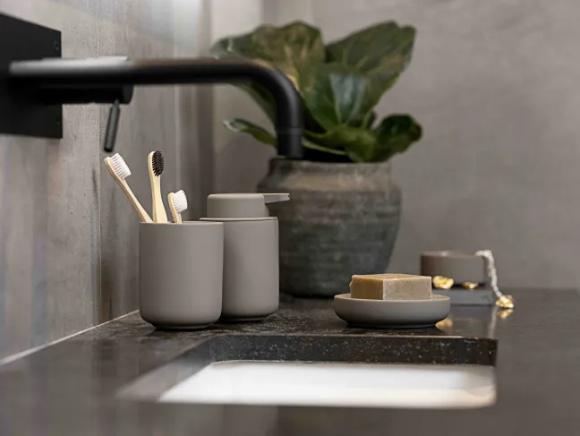 ZONE Denmark Seifenspender Ume klein taupe
