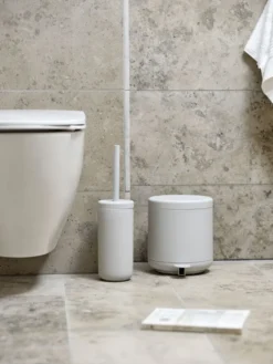 ZONE Denmark Toilettenbürste Ume hellgrau