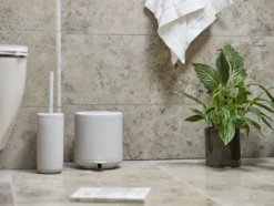 ZONE Denmark Toilettenbürste Ume hellgrau