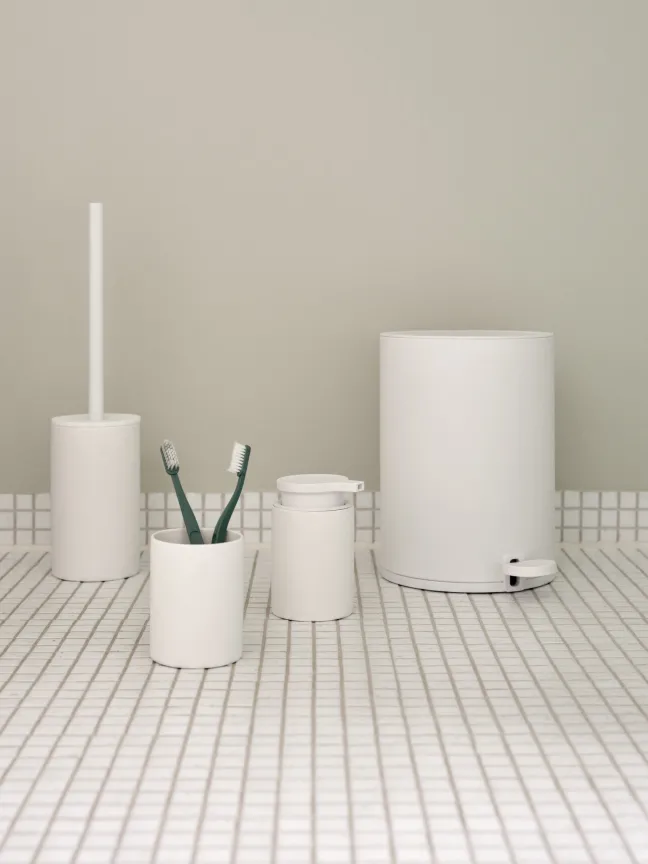 ZONE Denmark Zahnbürstenbecher Karma White